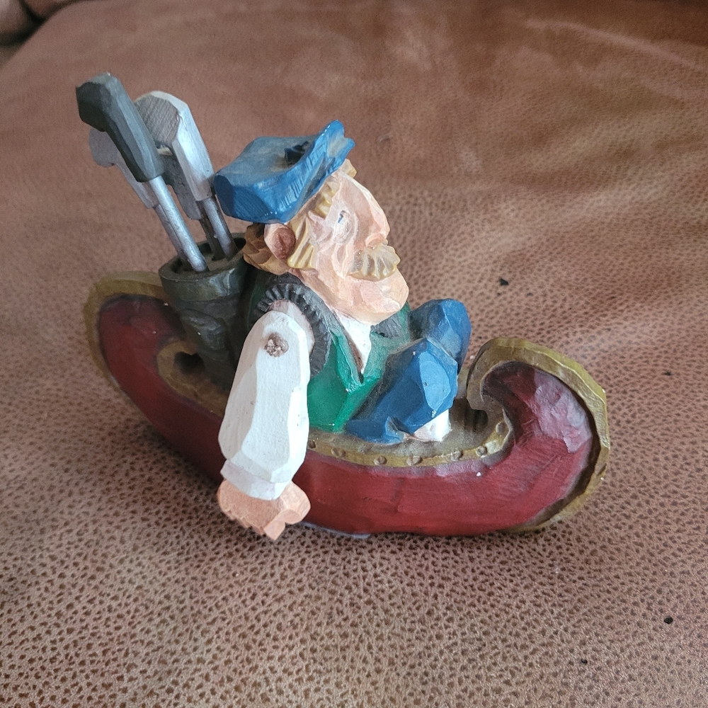 David Frykman Golfer in Canoe